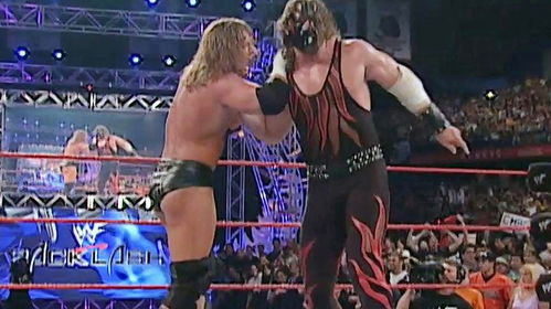 毁灭兄弟捍卫双打冠军，冷石奥斯汀实力下滑 WWE双打格局的变迁